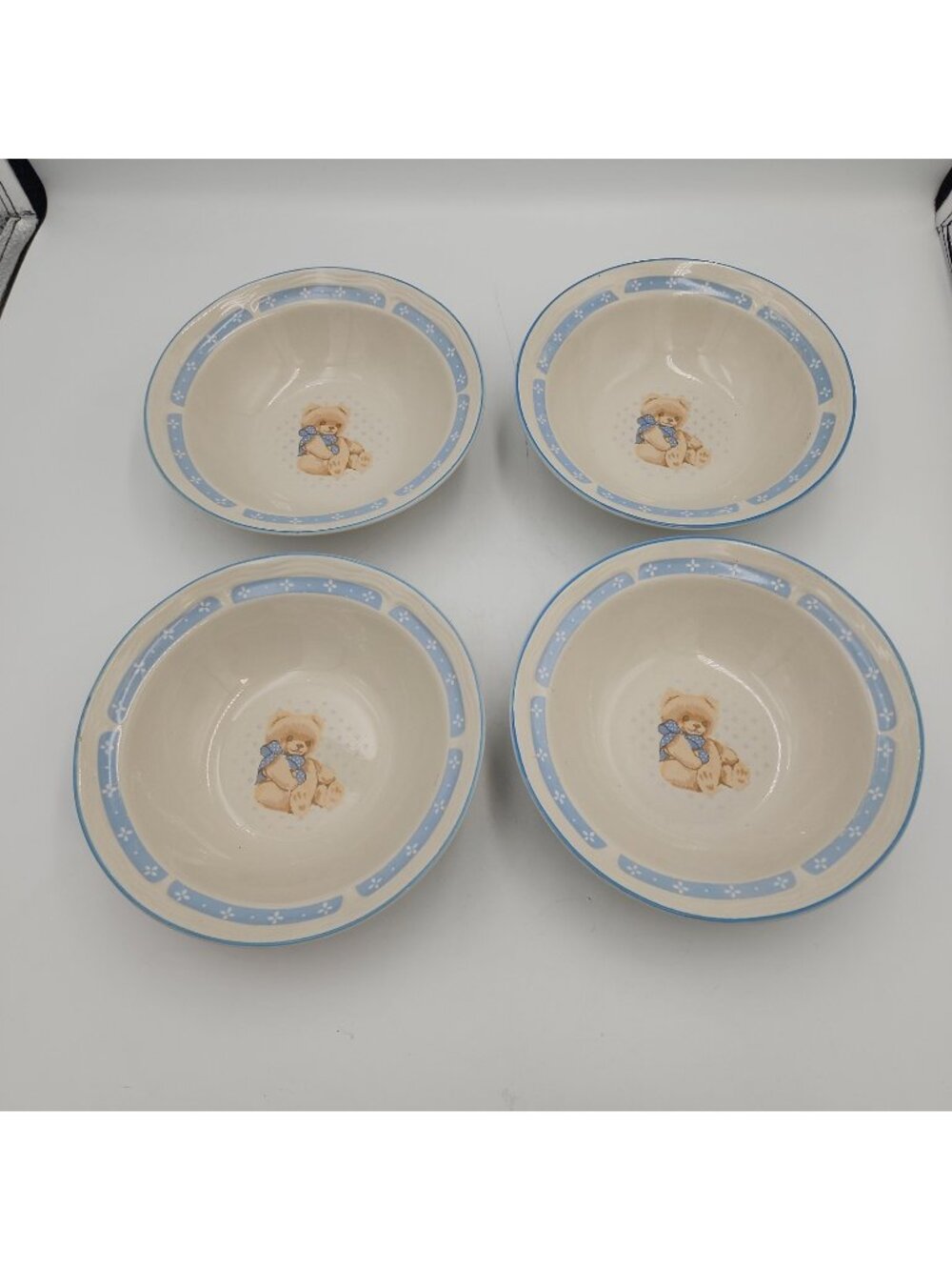 VTG Country Bear Cereal Soup Bowls White 7" Set Of 4 Tienshan Theodore Stoneware
